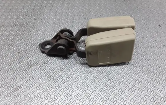 Peugeot 407 Middle seatbelt buckle (rear) 
