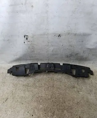 Rear bumper mounting bracket