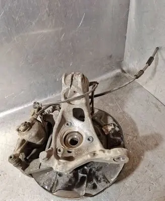 Volkswagen Tiguan Front wheel hub spindle knuckle 5Q0407258C