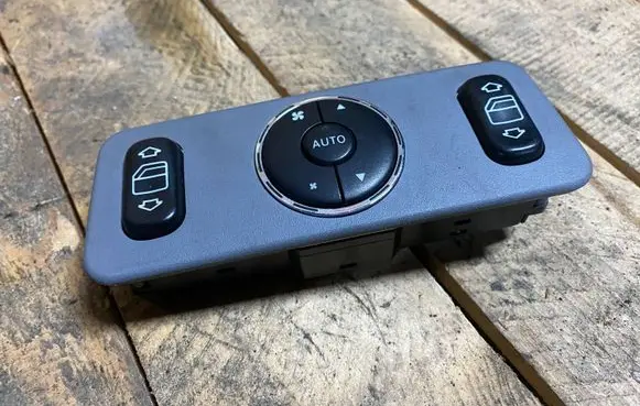Electric window control switch