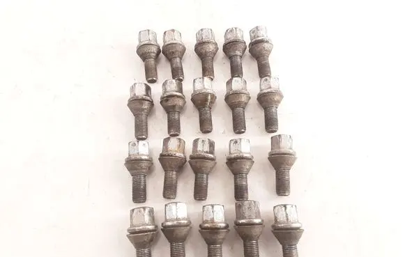 Nuts/bolts