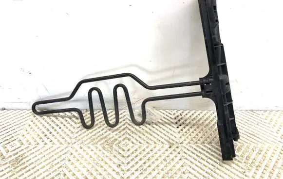 Engine oil radiator
