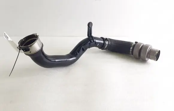 Maserati Levante Intercooler hose/pipe 670035003