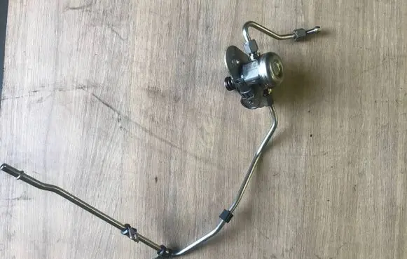 BMW 2 F45 Fuel pressure regulator 4714714249