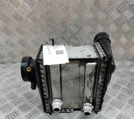 Mercedes-Benz C W205 Intercooler radiator A6510900314