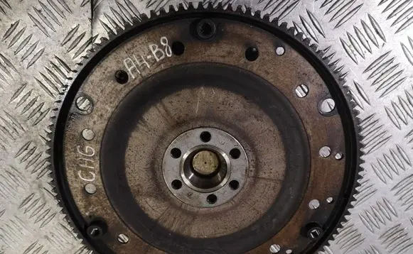 Audi A4 S4 B8 8K Flywheel 03g105323r