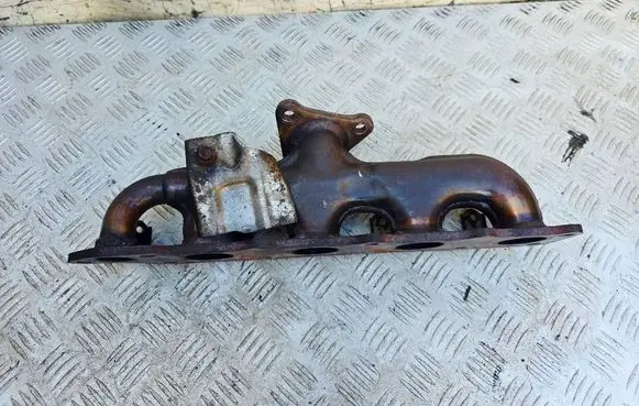 Mitsubishi ASX Exhaust manifold 4N13