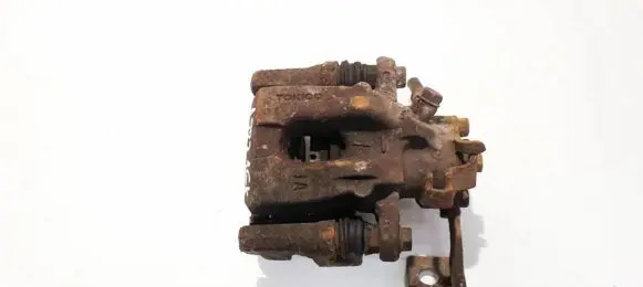 Toyota Urban Cruiser (XP110) Rear brake caliper