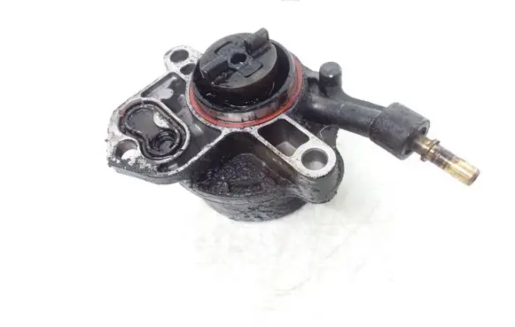 Peugeot 307 Vacuum pump 9631971580