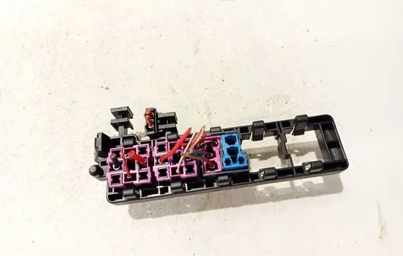 Volkswagen PASSAT B6 Fuse box set 1k1937503