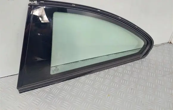 BMW 2 F22 F23 Rear side window 7294345