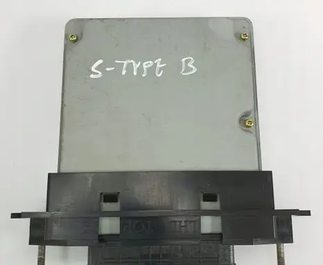 Jaguar S-Type Engine control unit/module 2R8310K975CG