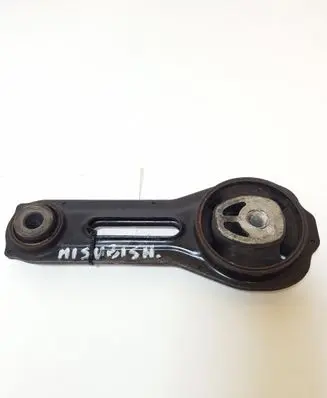 Mitsubishi Outlander Engine mount bracket