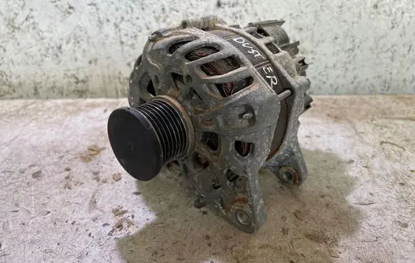 Dacia Duster II Generator/alternator 231005300R TG12S341 2724121B