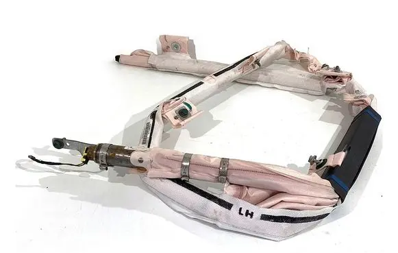 Tesla Model S Roof airbag 100526100D