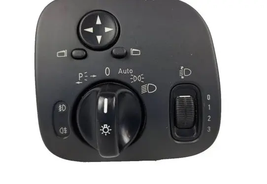 Mercedes-Benz C W203 Light switch A2035450604