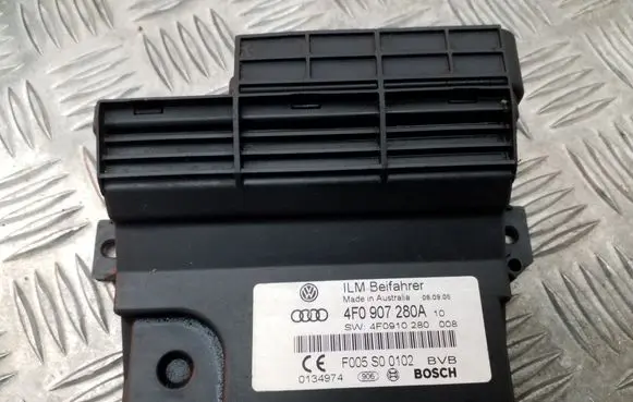 Audi A6 S6 C6 4F Power management control unit 4F0907280A