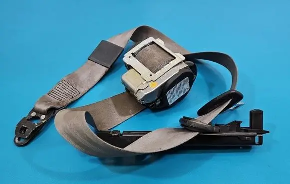 Audi A4 S4 B7 8E 8H Front seatbelt 8E0857705F IMPRK1572249