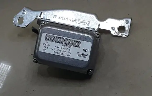 Volvo V50 ESP acceleration yaw rate sensor 3M5T14B296AB 3M513C187AF