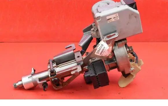 Renault Megane III Power steering pump 488104821R