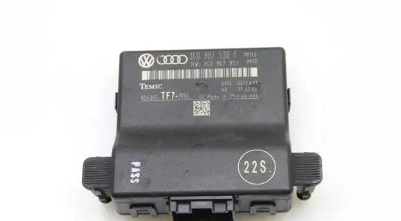 Volkswagen PASSAT CC Gateway control module 3C0907530F