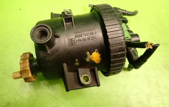 Citroen C5 Fuel filter housing 