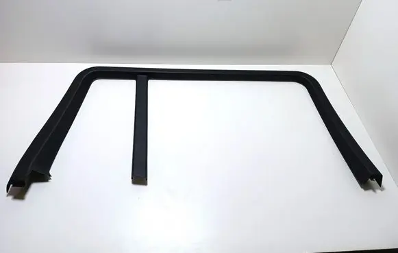 Other rear door trim element