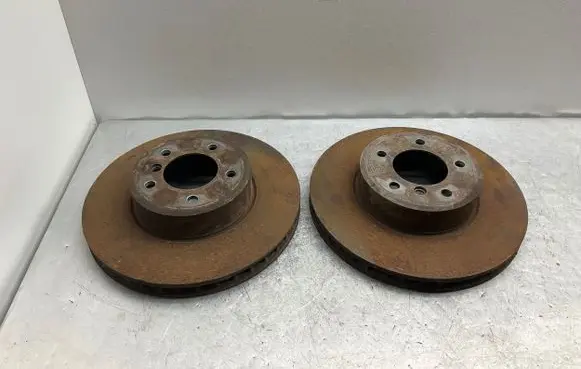 BMW 5 E60 E61 Front brake disc 6864906