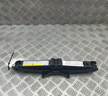 Audi A3 S3 8V Lift Jack 8V0011031BTS3 8V0011031B