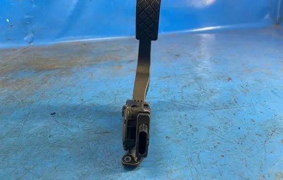 Audi A6 S6 C7 4G Gear shift selector indicator 8K1723523A