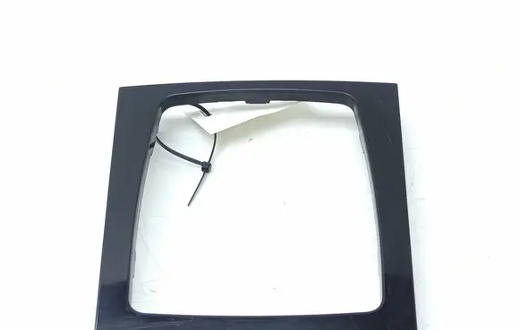 Mercedes-Benz GLK (X204) Gear shifter surround trim plastic A2046800039 2046800039