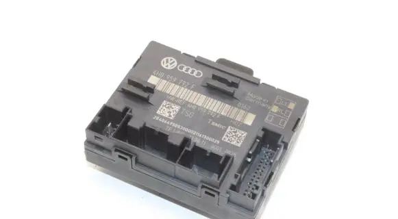 Volkswagen Touareg II Door control unit/module 4H0959792F