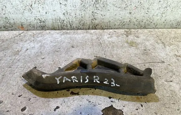 Toyota Yaris XP210 Fender foam support/seal 53153K0020