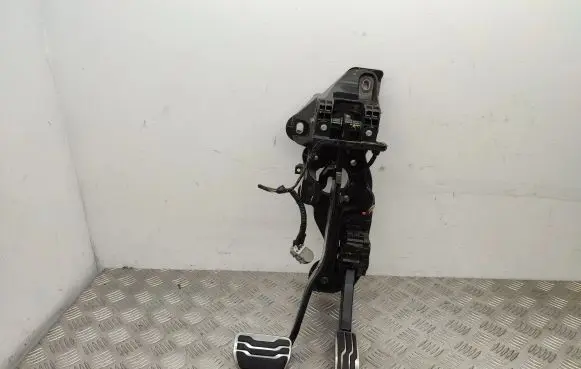 Ford Edge II Pedal assembly E1GC9F836LB E1GC9F856SD
