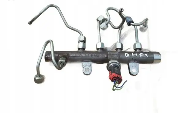 Nissan Qashqai Fuel main line pipe