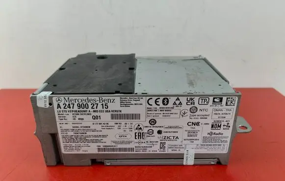 Mercedes-Benz GLA H247 Radio/CD/DVD/GPS head unit A2479002715