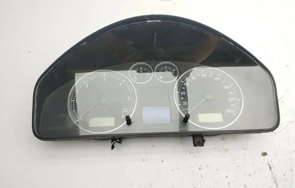 Volkswagen Sharan Speedometer (instrument cluster) 7M3920820F