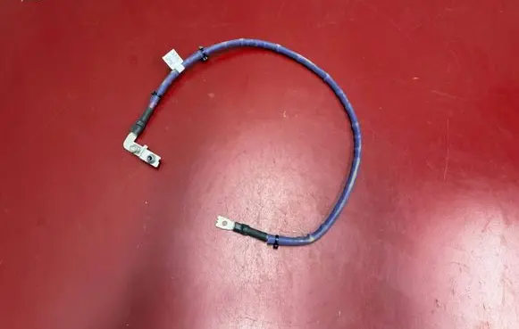 BMW X3 G45 Positive cable (battery) 5B35DB1 5B35DA8
