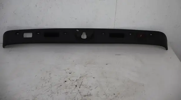 Mercedes-Benz E W211 Tailgate trim A2117470187