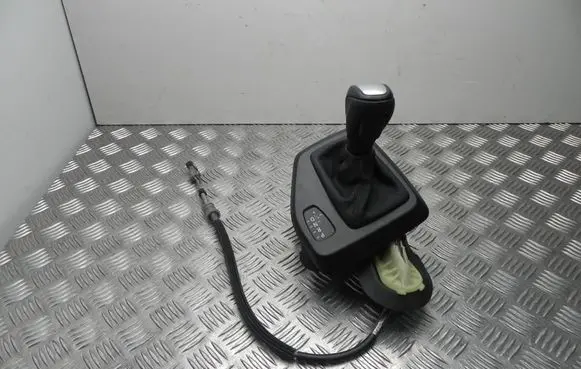 BMW X1 E84 Gear shifter/selector 7603624 T2890