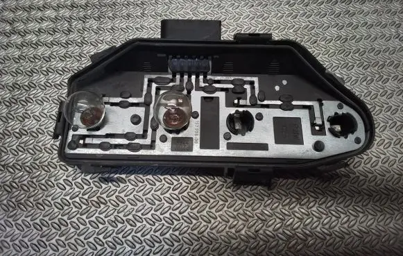 Volkswagen Transporter - Caravelle T5 Tail light bulb cover holder 7H0945258A