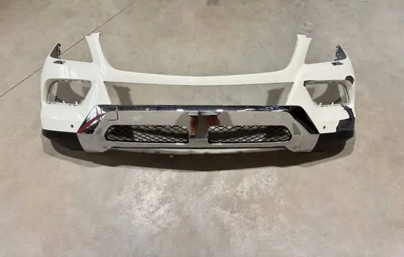 Mercedes-Benz ML W166 Front bumper A1668850025 A1668851401 A1668851725