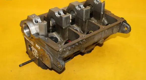 Skoda Fabia Mk1 (6Y) Engine head 045103373H
