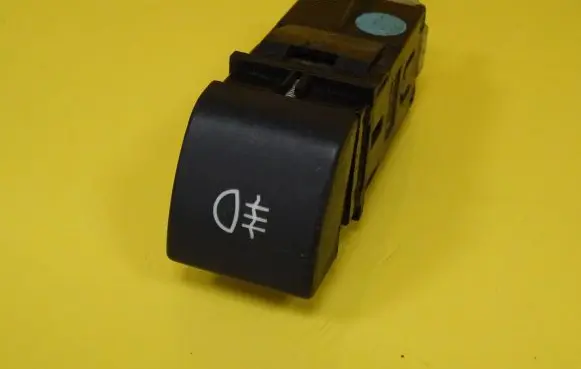Fog light switch