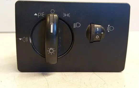 Ford Focus Light switch 4M5T13A024EA