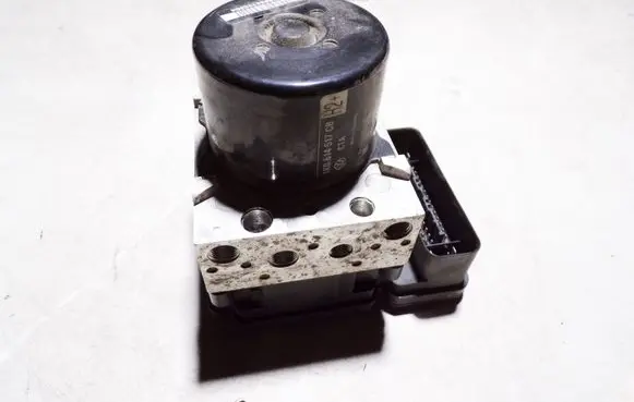 Volkswagen Touran II ABS Pump 1K0614517CB 1K0907379AT