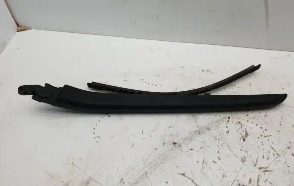 Volvo XC90 Rear wiper blade 32219752