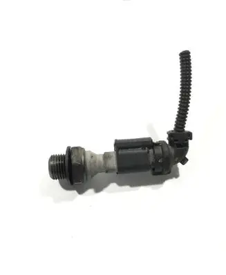 Peugeot 508 Oil pressure sensor 963299 24311E