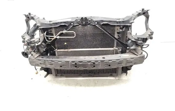 Chrysler Voyager Radiator support slam panel