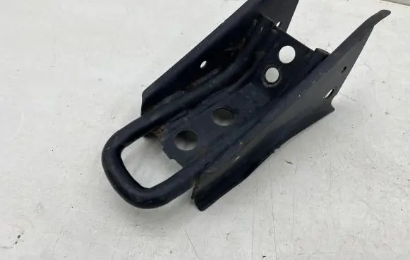 Mitsubishi Outlander Towing hook eye 